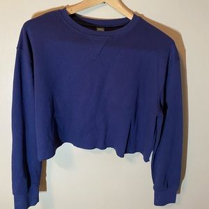Blue long sleeve crop top